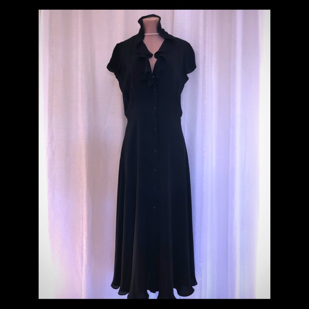 Romantic black dress